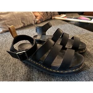 Women’s Dr. Martens Blaire Sandal – Black (EU 39 / US 8) – GUC